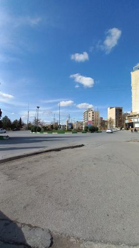 عکس میدان دا (مادر)