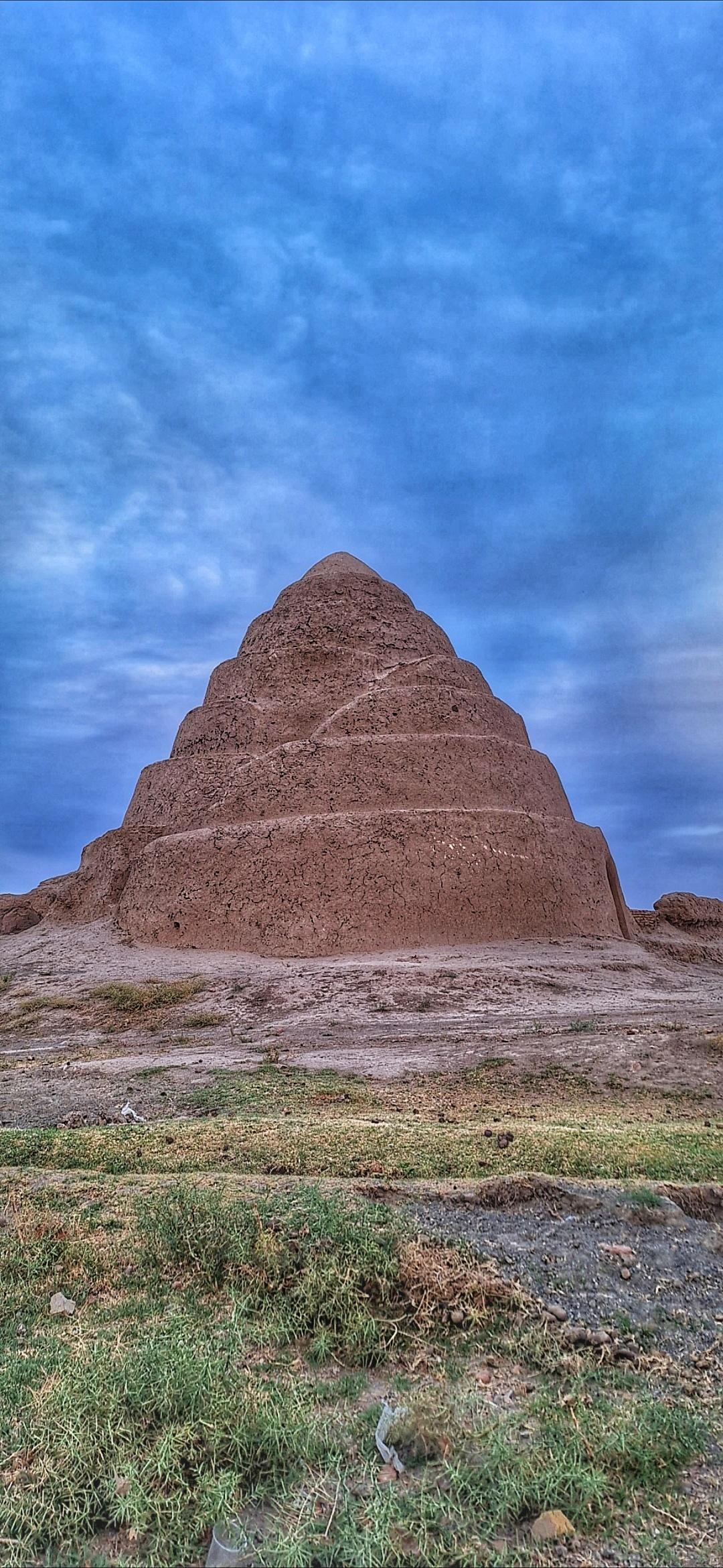 عکس آب انبار زعفرانیه