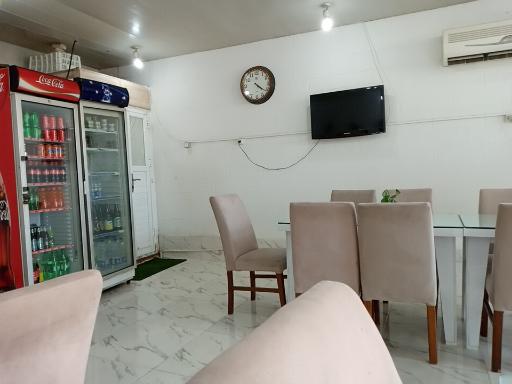 عکس آشپزخانه حاج باقر کریم نژاد