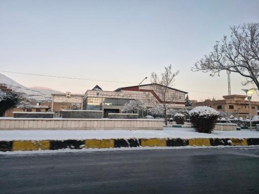 عکس استخر دانشگاه آزاد