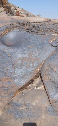 عکس سنگ نگاره شلنگرد