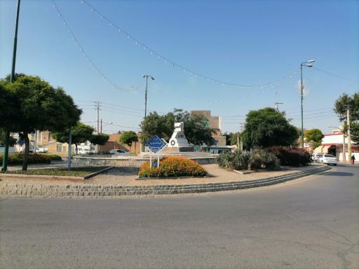 عکس میدان استاندارد