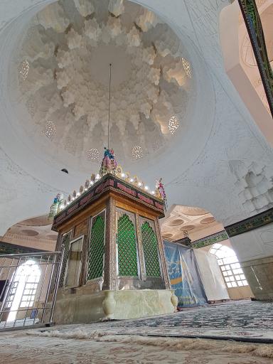 زیارتگاه امامزاده باقر