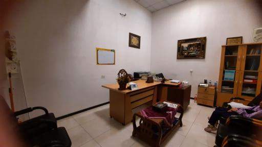 عکس بیمه ملت معروف