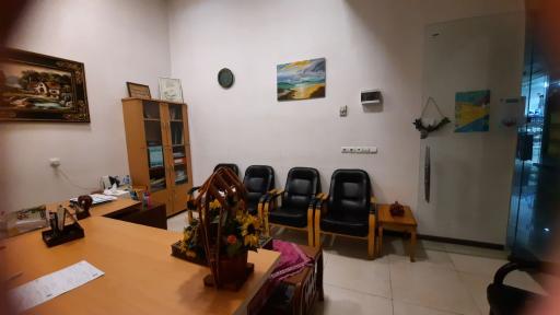 عکس بیمه ملت معروف