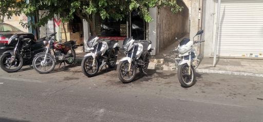 عکس تعمیرات تخصصی انواع موتور سیکلت