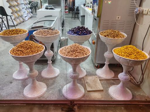 عکس کافه بستنی آبان