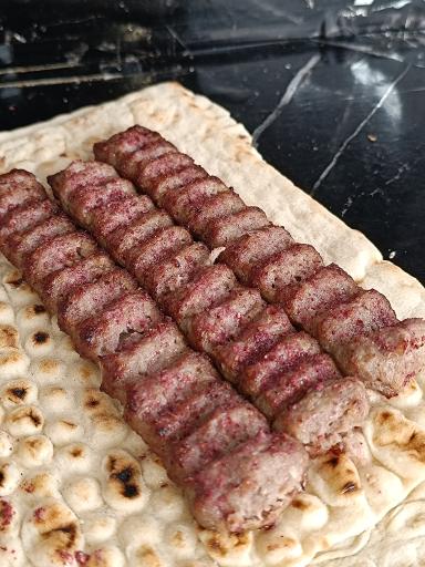 عکس کبابی و فست فود کارن