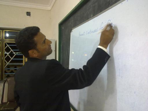 عکس مجتمع مدارس غیر دولتی ولایت و زبانکده اوج