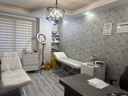 عکس مطب دکتر بوتاکس