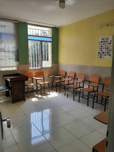 عکس آموزشگاه زبان دخترانه فاخر