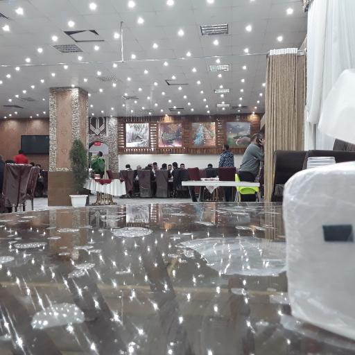 عکس رستوران خانه معلم زرین شهر