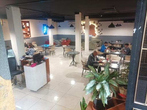 عکس کافه رستوران کابوک