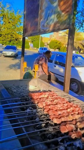 عکس رستوران و کبابی ارغوان