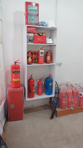 عکس فروشگاه ایمن حریق 