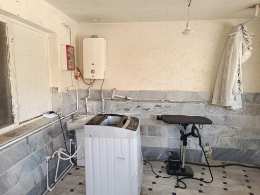 عکس خشکشویی دانشگاه