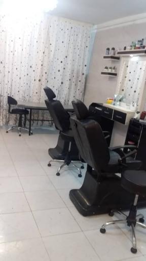 عکس سالن زیبایی هیوا