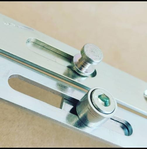 عکس پنجره دوجداره ارکا صنعت