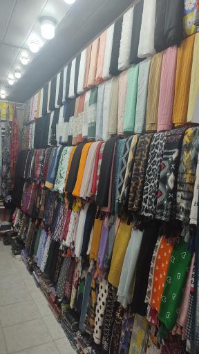 عکس شال و روسری محسن