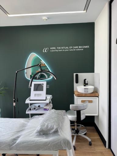 کلینیک رز سفید