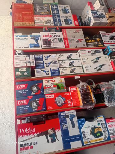 عکس رنگ و ابزار عباس