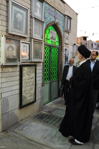 عکس گلزار شهدا باغ ملی قم