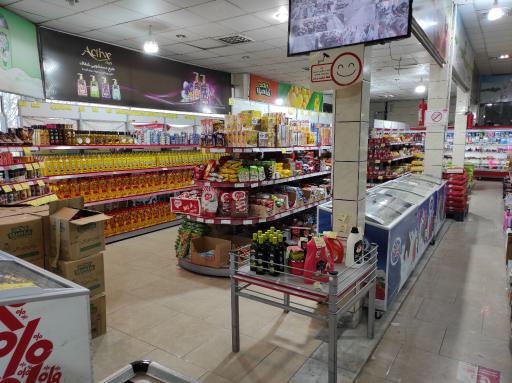 عکس فروشگاه افق کوروش