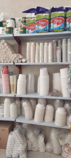 عکس ظروف یکبارمصرف تاج 