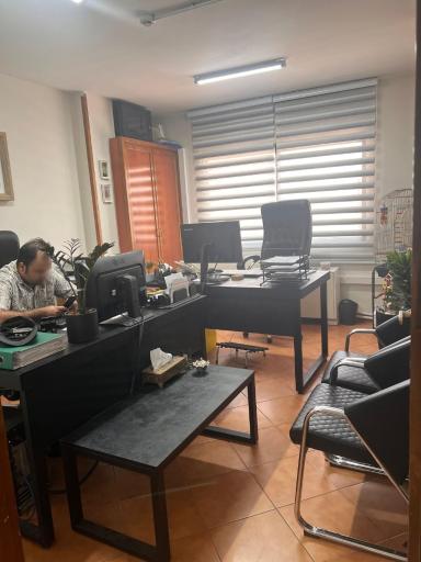 عکس ماهان تجارت کارینو