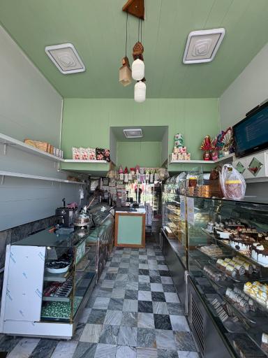 عکس شیرینی سرای گل بن