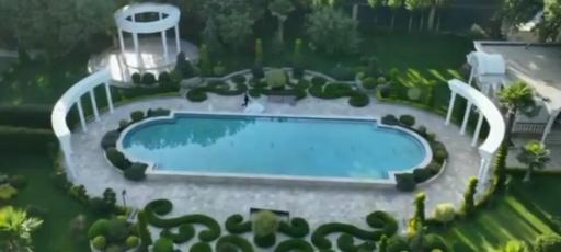 باغ آتلیه مانلی