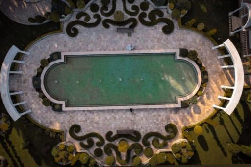 عکس باغ آتلیه مانلی