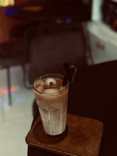 عکس کافه آن coffee on
