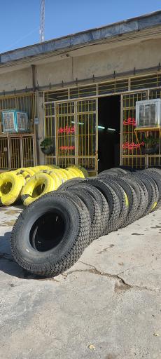 عکس فروشگاه لاستیک سنگین نهاوندی