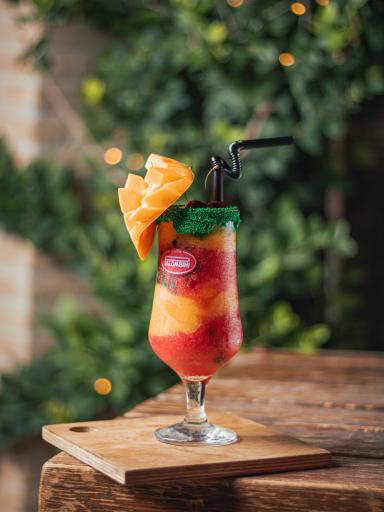 عکس کافه شاپ چتر