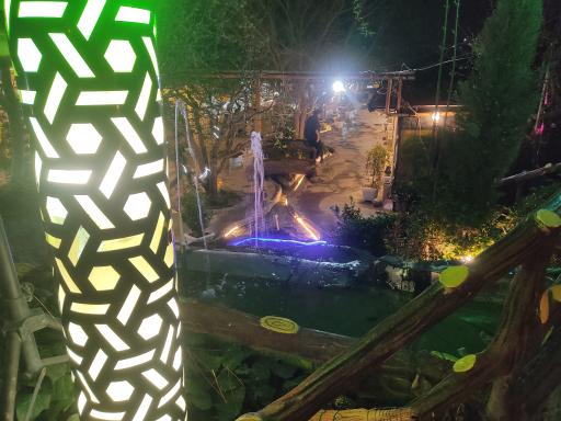 عکس باغ رستوران سنتی آبشار