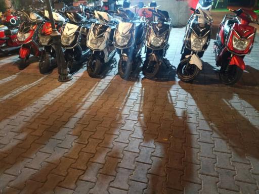 عکس ایستگاه دوچرخه و اسکوتر۲۲