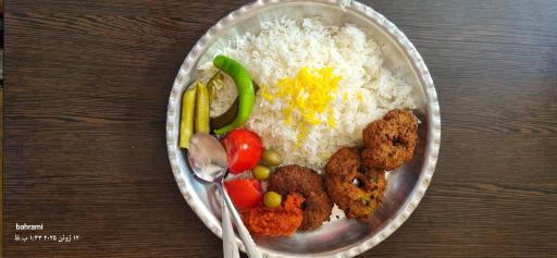 عکس کترینگ زیتون 