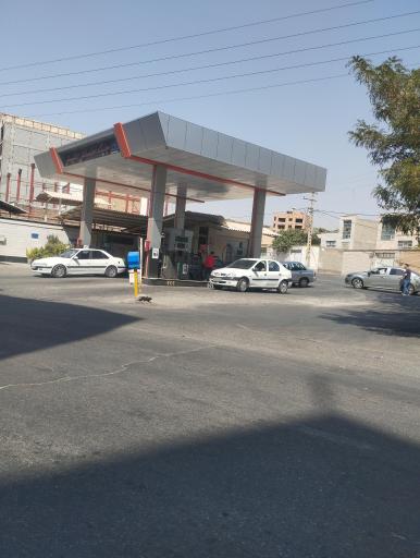 پمپ بنزین شبستر 2