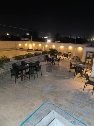 عکس کافه و رستوران چتر