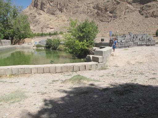 عکس چشمه حوض ماهی