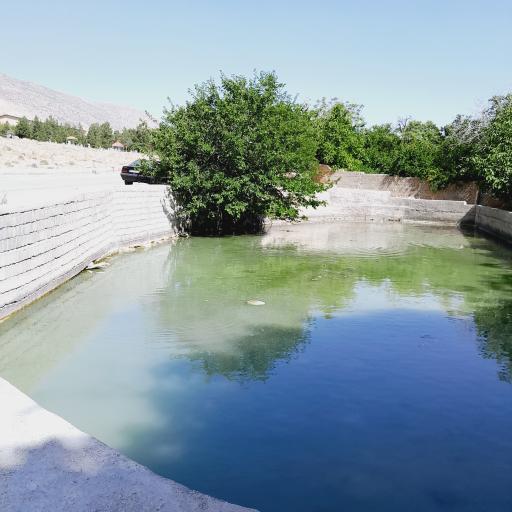 عکس چشمه حوض ماهی