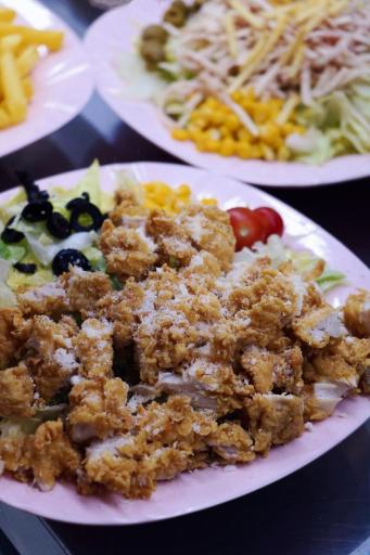 عکس پیتزا سارا