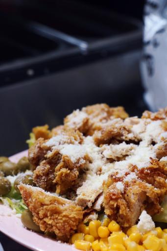 عکس پیتزا سارا