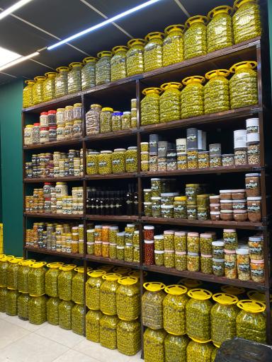 عکس الیوگاردن