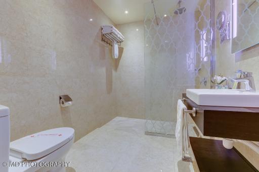 عکس هتل بزرگ تهران