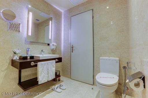 هتل بزرگ تهران