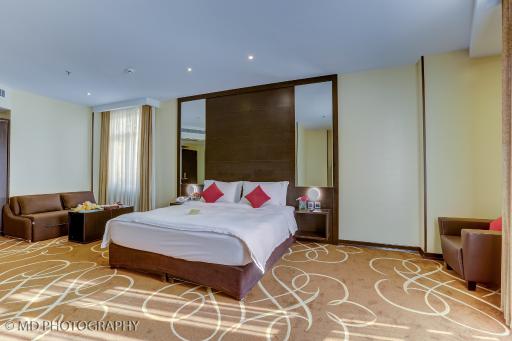 عکس هتل بزرگ تهران