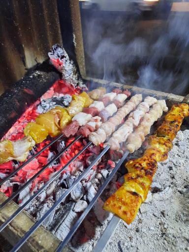عکس کبابی و جگرکی محمد