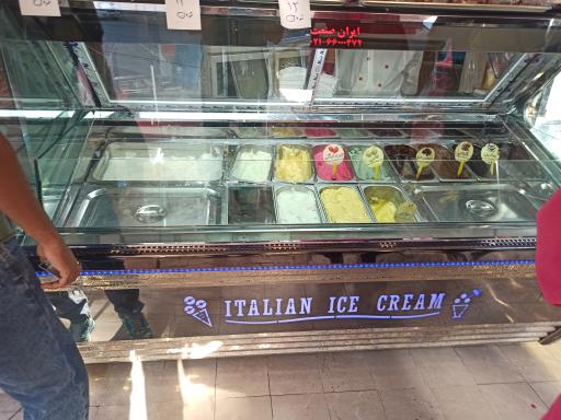 عکس بستنی سنتی و فالوده شیرازی مهدوی